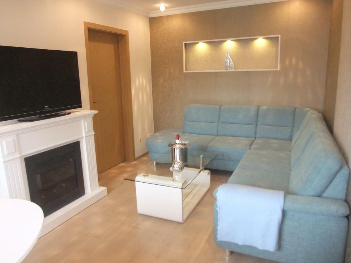 Thoennes Apartment